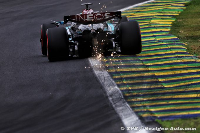 Les pilotes Mercedes F1 critiquent (…)