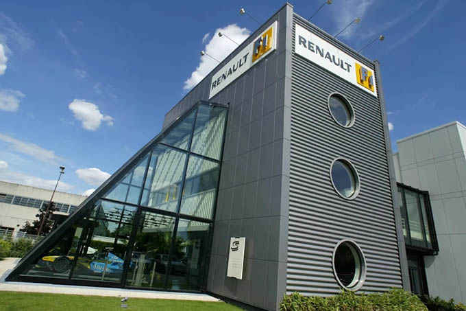 Les employés de Renault F1 à Viry (…)