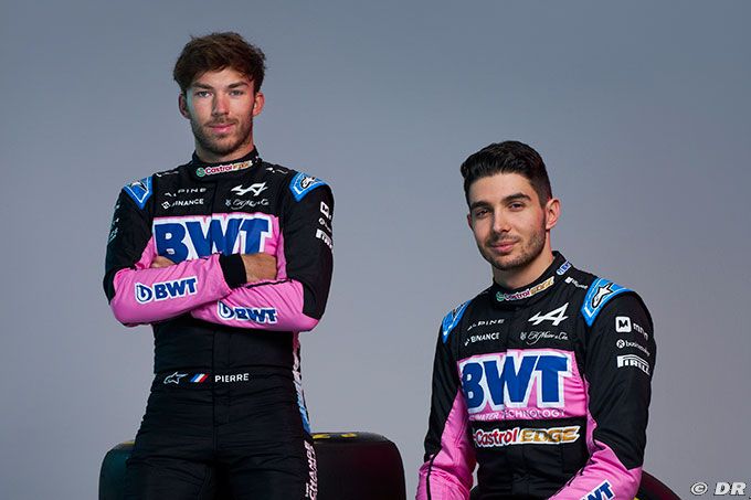 Three Alpine drivers leap into (…)