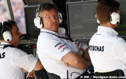 McLaren et Mercedes demandent une (...)