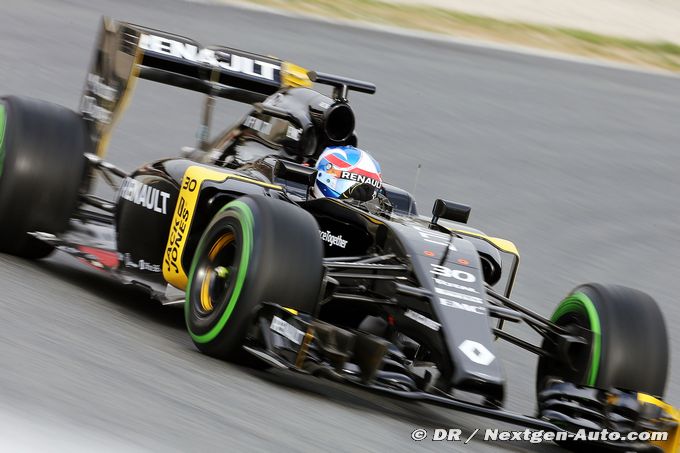 Palmer hopes Renault can fight with Haas