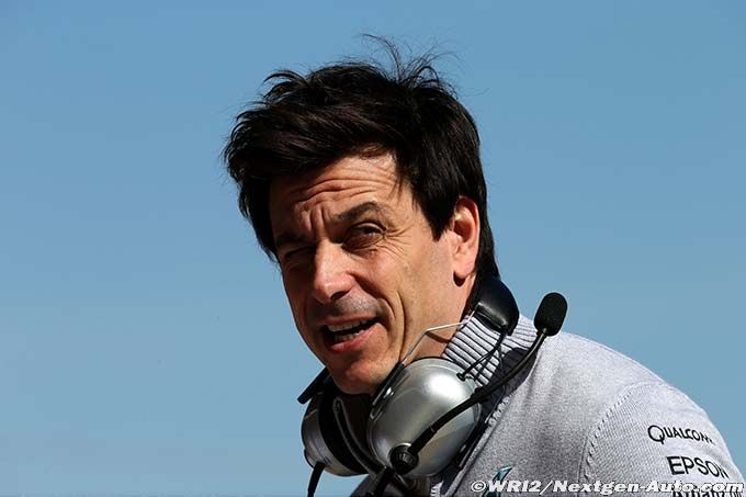 Wolff plays down Alonso driver swap (…)