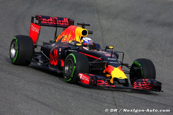 Webber : Ricciardo est bien plus (…)