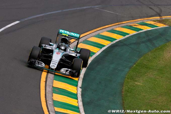 Rosberg : Lewis a juste fait un (…)