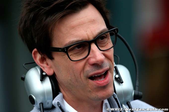 Wolff slams decision to keep 'music