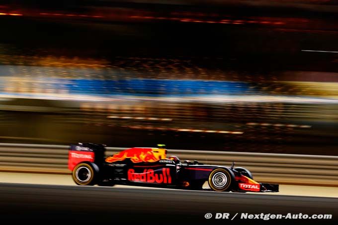 Belle course des pilotes Red Bull (...)