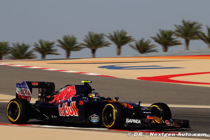 Red Bull should sign Sainz, not (...)