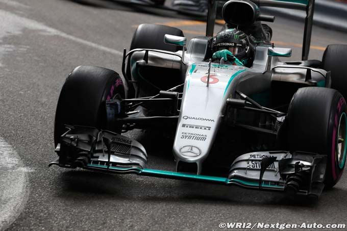 Wolff salue la sportivité de Rosberg