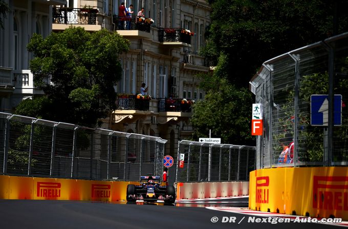 Sainz a aimé sa journée, Kvyat un (…)