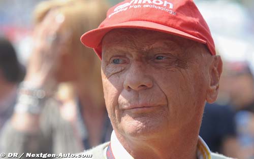 Lauda charge Ferrari