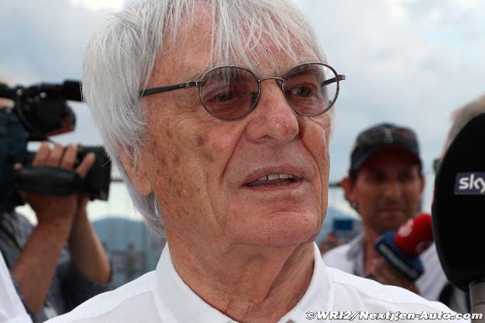 Ecclestone prie Mercedes de laisser (…)