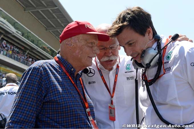 Wolff to meet Mercedes drivers on (…)