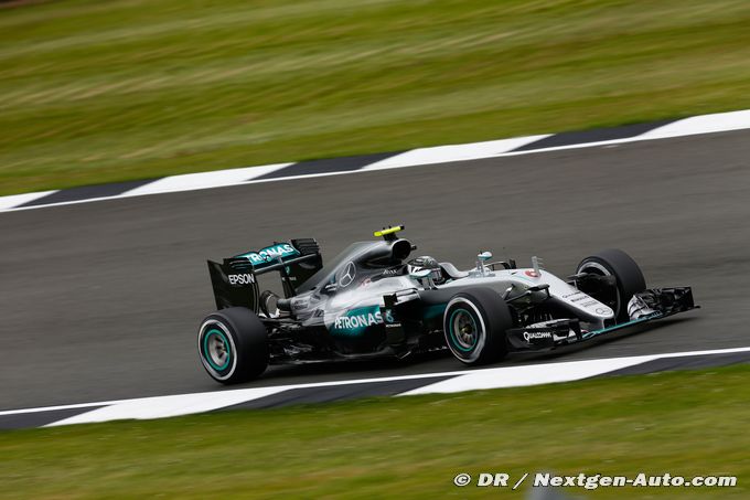 Rosberg, déçu de céder la pole, (...)