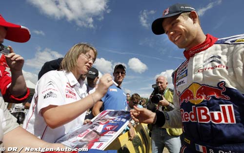 Sébastien Ogier sur le podium (…)