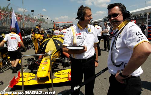 Interview with Renault's Eric (...)