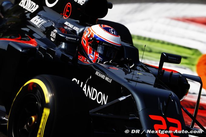 Button on standby for Alonso exit - (…)