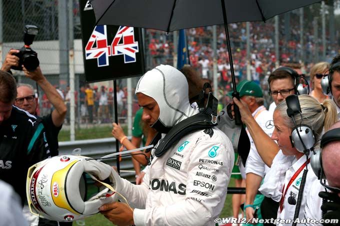 Hamilton not worried about Singapore (…)