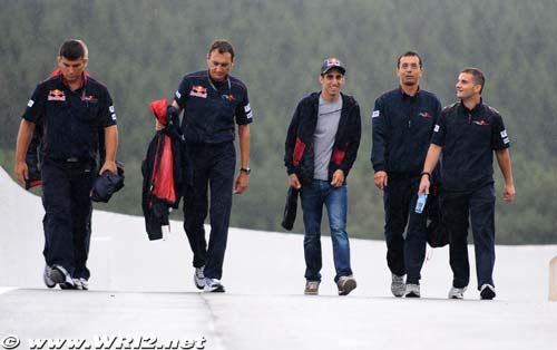 Heavy rain at Spa on Friday morning