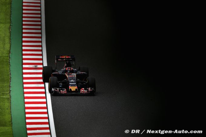 Course difficile pour Kvyat et Sainz