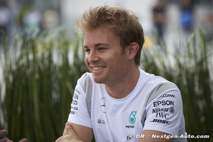 Rosberg : Plus détendu qu'il y (…)