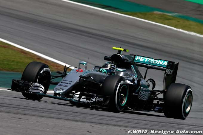 Interlagos, L3 : Rosberg reprend la (…)