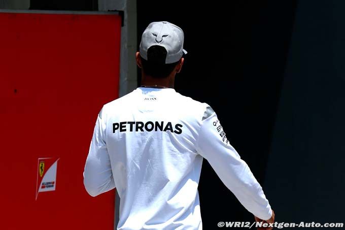 Mercedes seat intrigue to continue (…)
