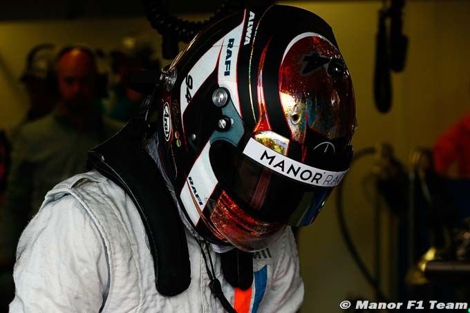 Mercedes, Hamilton baulked at Wehrlein
