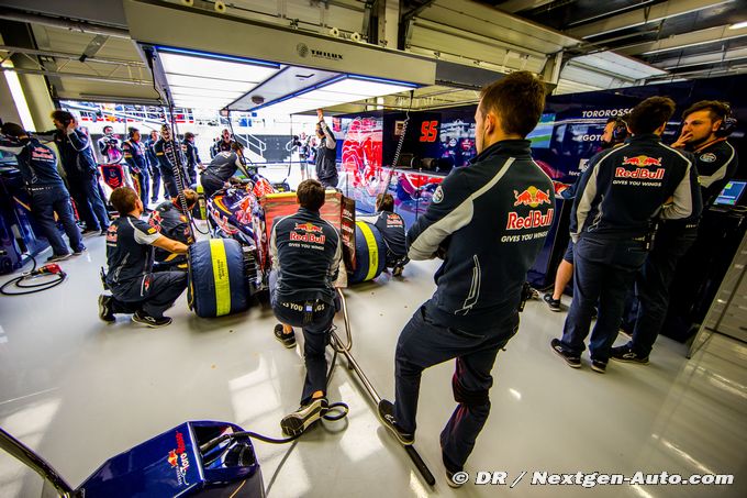 Toro Rosso eyes engine naming deal