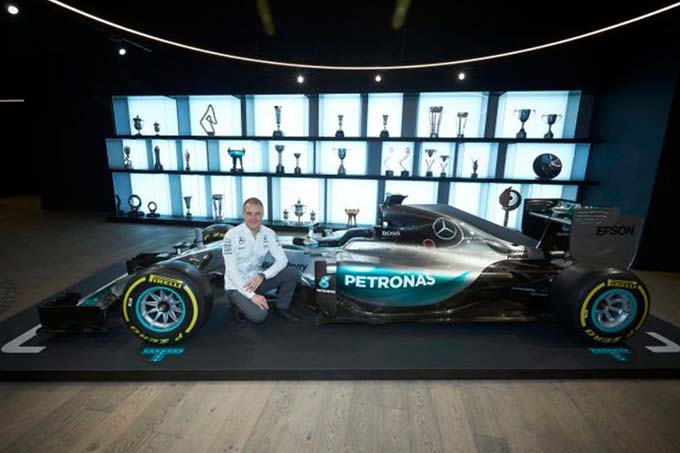 Officiel : Bottas remplace Rosberg (…)