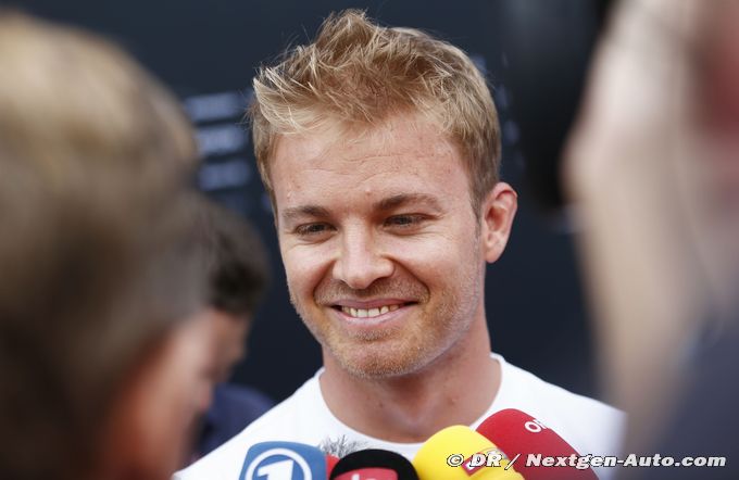 Rosberg : La Mercedes W08 de 2017 (…)