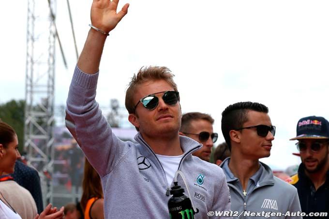 Rosberg: Valtteri asked to sit down (…)