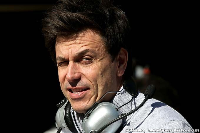 Wolff se demande si Mercedes a été (…)