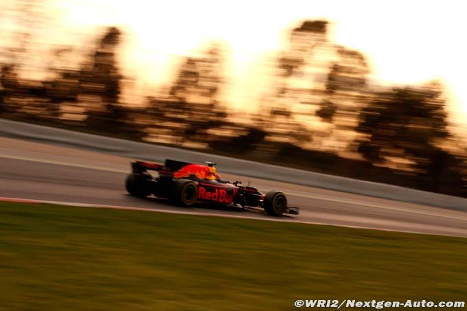 Verstappen plays down early race (...)
