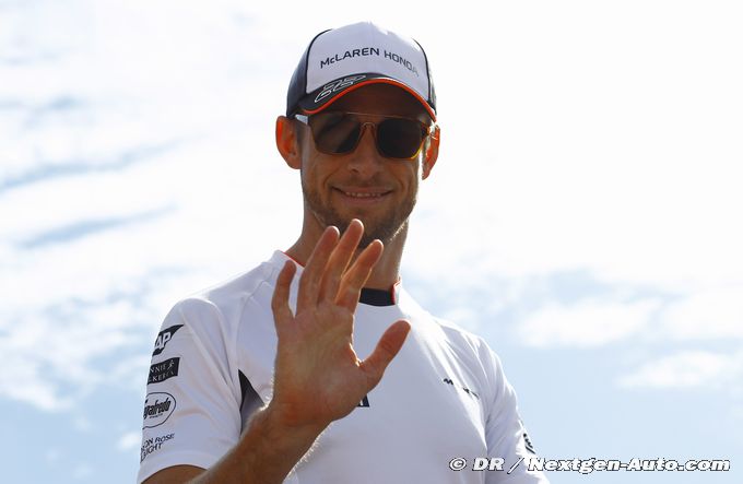 Officiel : Button remplacera Alonso (…)