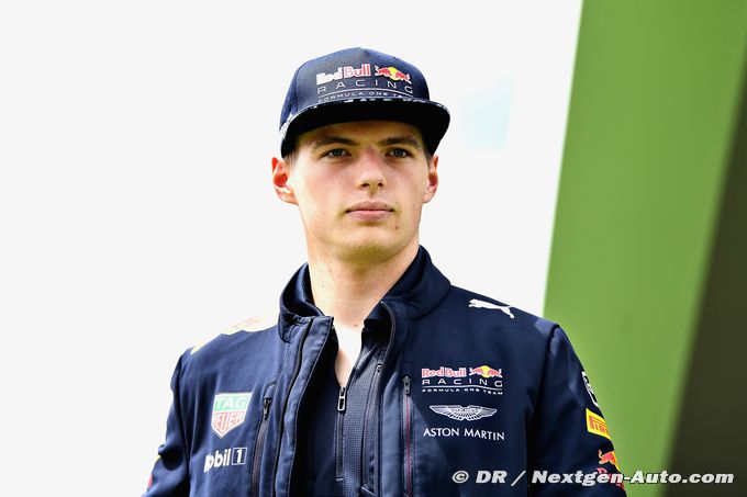 Verstappen committed to Red Bull (...)