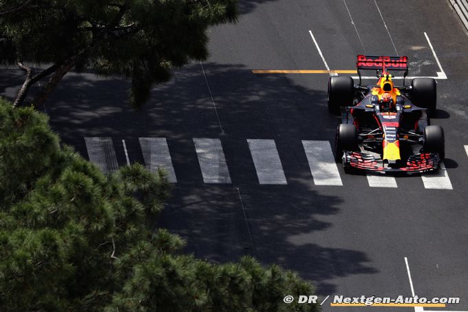 Verstappen pleure, Ricciardo rit : (…)