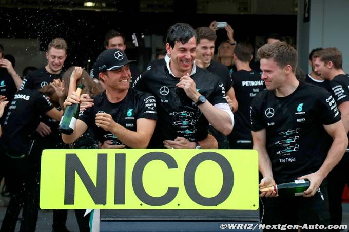 Wolff : Rosberg pourrait revenir (...)