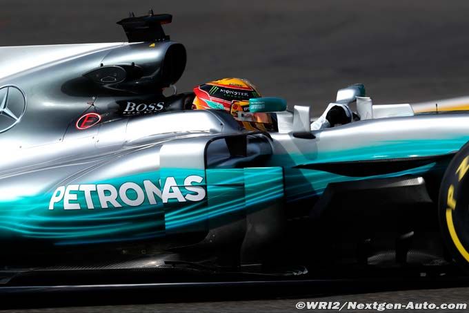 Lauda hints Mercedes to keep Hamilton