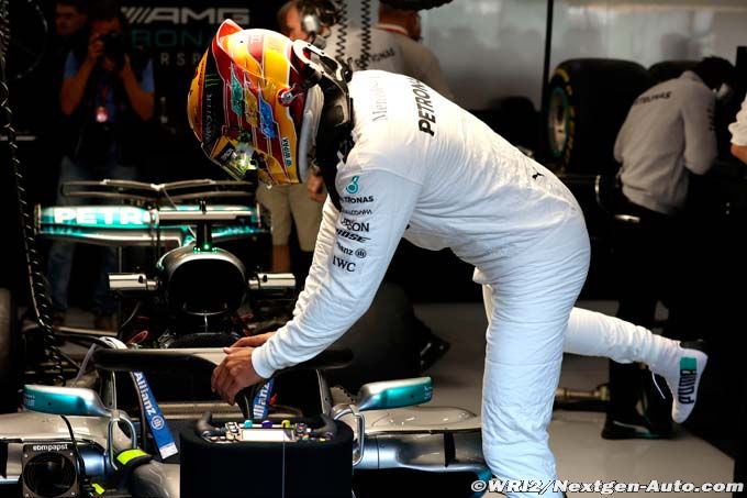 Hamilton admits wanting new Mercedes