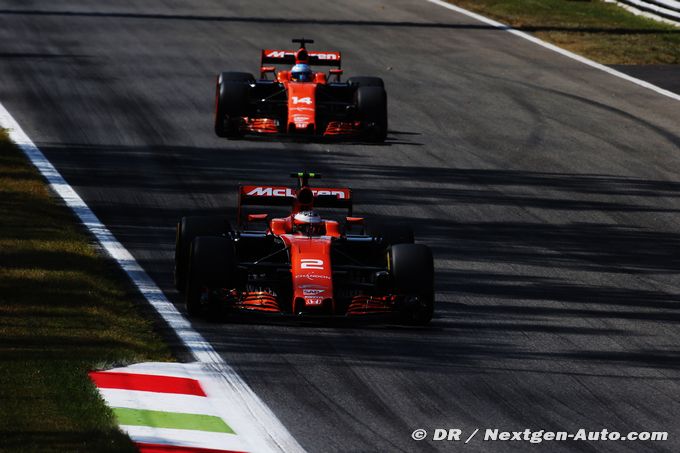 Vandoorne brille avant d'abandonner