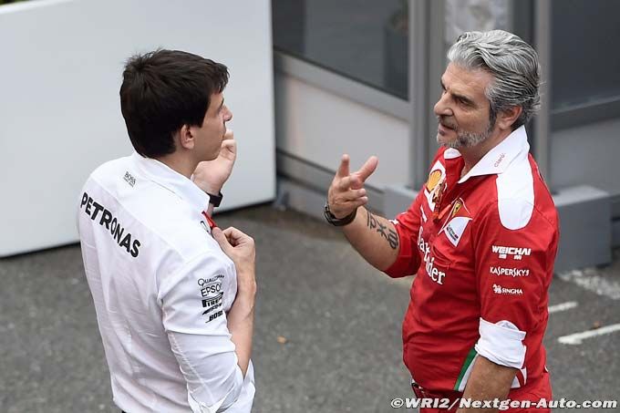Horner dénonce une alliance Ferrari-Merc