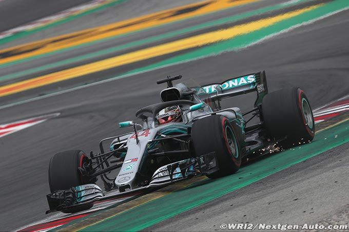 Hamilton et Mercedes écrasent le (…)