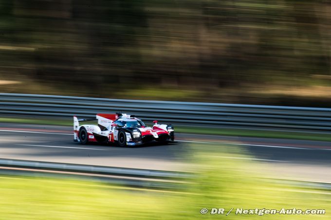 24h du Mans, H+7 : Les deux Toyota (…)