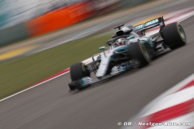 Austria, FP1: Hamilton leads Mercedes