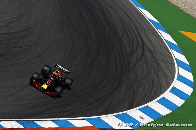 Ricciardo se voit remonter vers le (...)