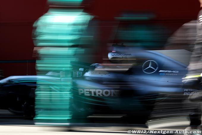 Wolff s'attend à des Ferrari et (…)