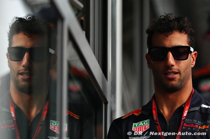 New deal for Ricciardo still delayed