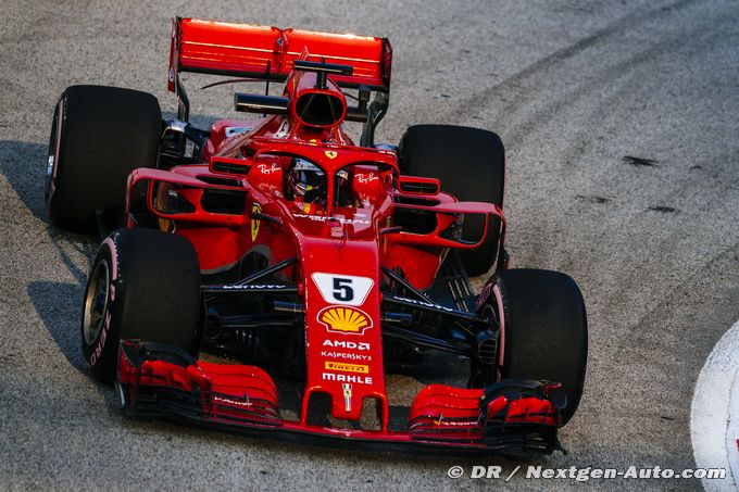 Singapore, FP3: Ferrari pull away (...)