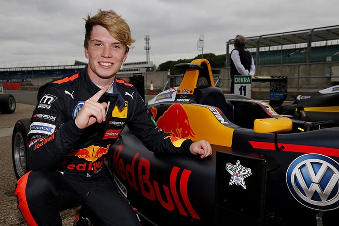 Dan Ticktum va piloter en F2 à Abu Dhabi