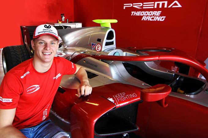 Mick Schumacher steps up to Formula (…)